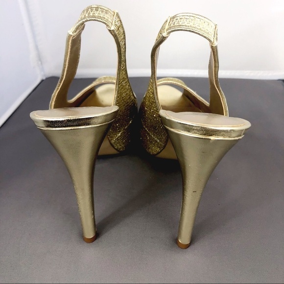 A.N.A. GOLD METALLIC PEEP TOE PUMPS - Picture 4 of 5